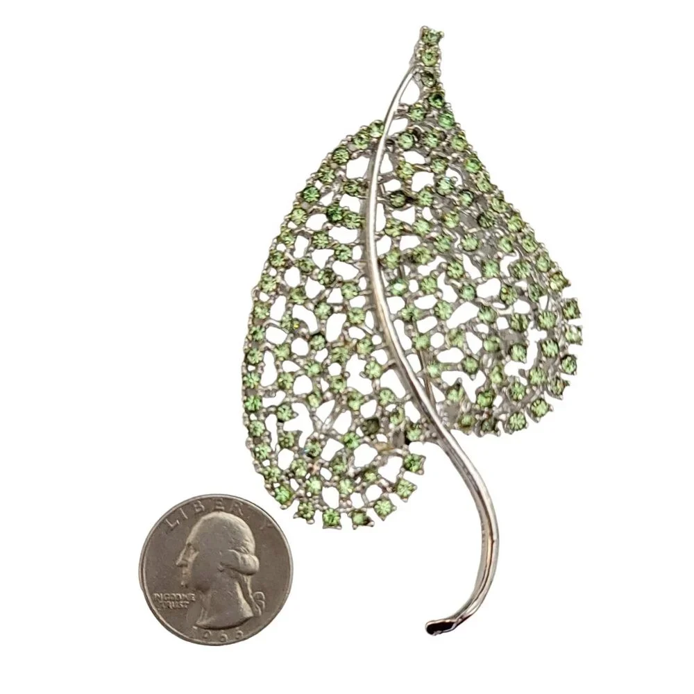 Dodds Silver Tone Green Rhinestone Statement Brooch Pin, Signed M846